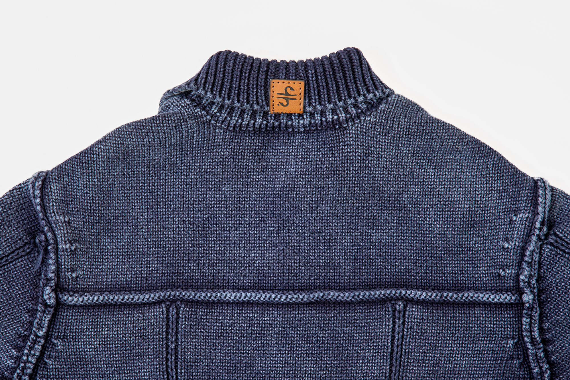 جاكيت تريكو ولادي "عين غين"