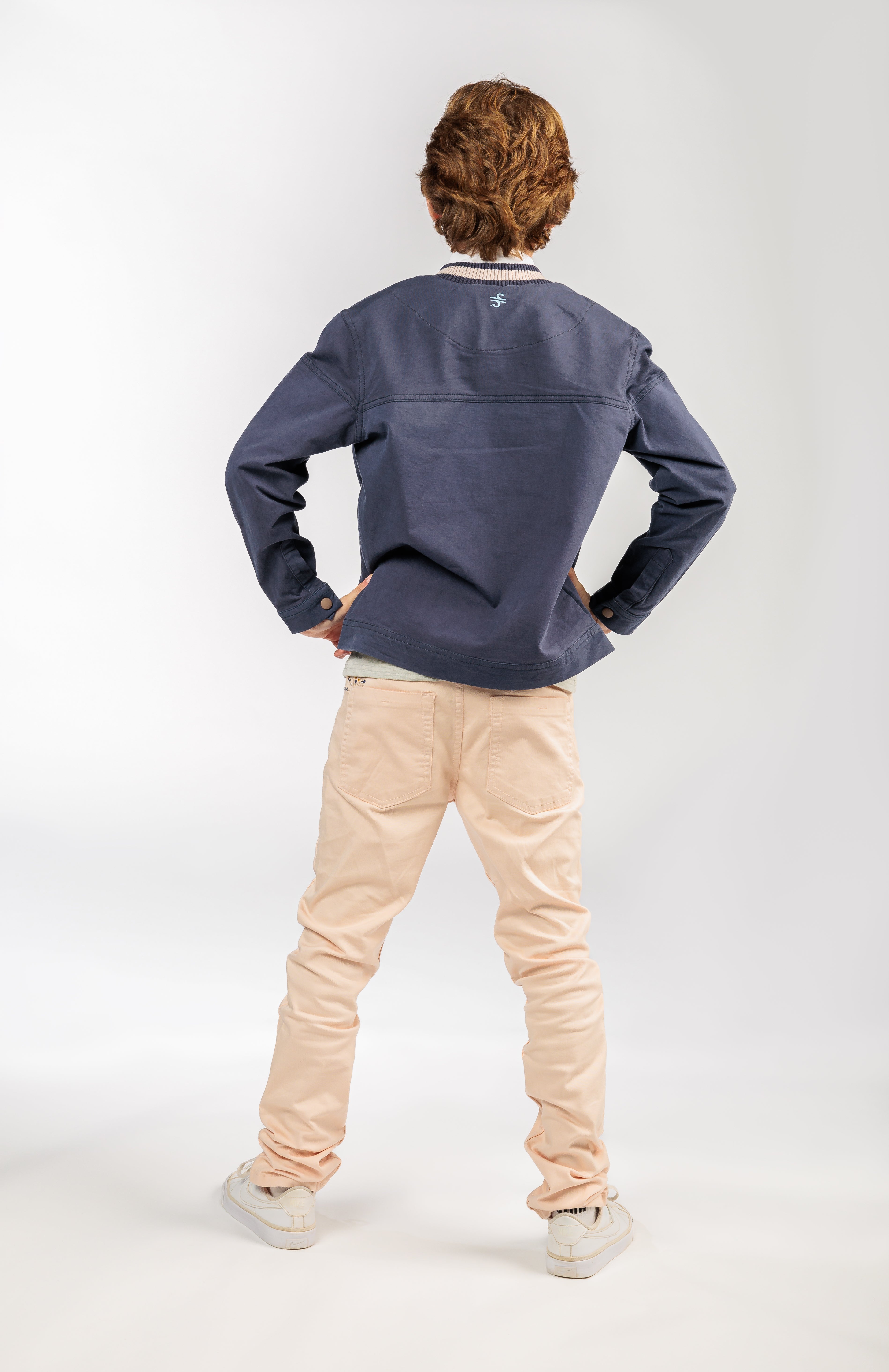 جاكيت "الهوا بدّو خيمة"